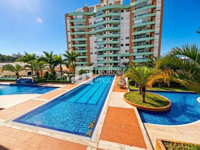 Apartamento 2 quartos no bairro Trindade - Florianópolis