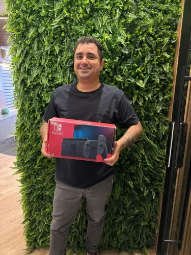 CHEGOU ELE NINTENDO SWITCH V2 VAI UM JOGO DE BRINDE CARTUCHO
