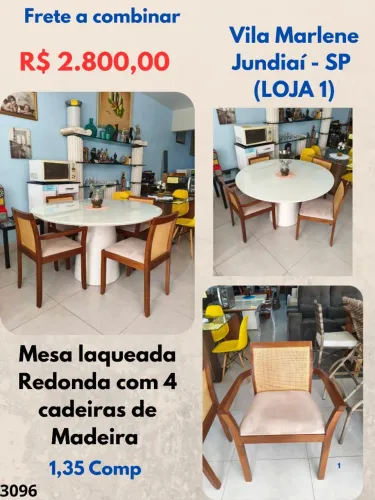 Mesa laqueada Redonda com 4 cadeiras 