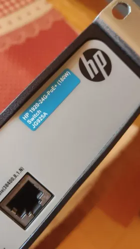 Switch HP OfficeConnect 1920-24G-PoE+