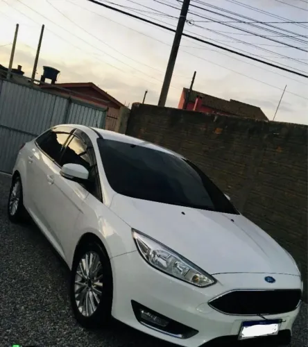 Ford Focus Fastback Se/se Plus 2.0 Flex Aut. 2017