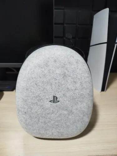 Case com base carregadora e Playstation link 