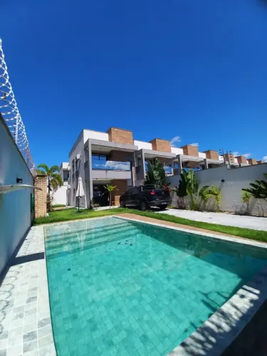 Casa com Piscina Privativa em Condomínio Fechado no Eusébio | 104 m² de Conforto e Exclusi