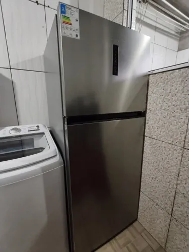 Geladeira Midea