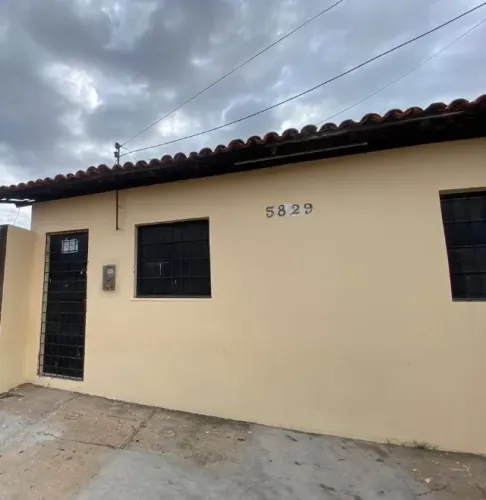 Casa para alugar na zona sul Lourival Parente