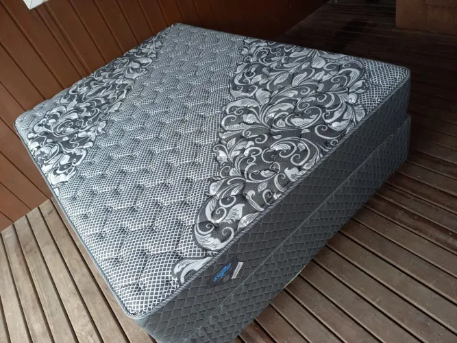 Cama Box de casal