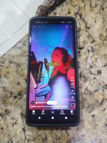 Motorola G200