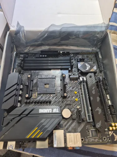 Placa Mãe ASUS TUF Gaming B550M-Plus (AMD AM4) - Estados Nova