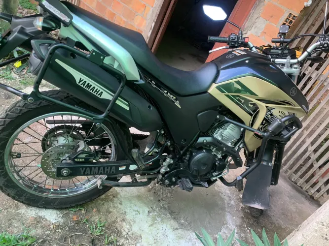Vendo lander 250 2022 selada e quitada