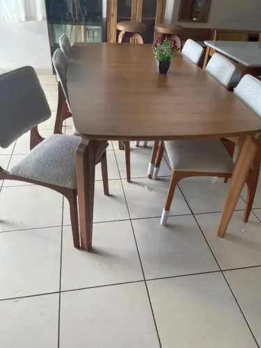 MESA DE JANTAR 1.80 MT MADEIRA COM 6 CADEIRAS 