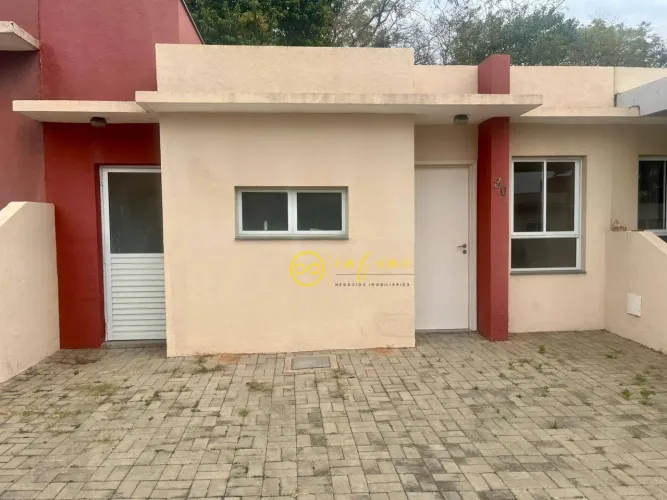 Casa de Condomínio com 3 Quartos à venda, 70 m² por R$ 320.000 - Condomínio Residencial Vi