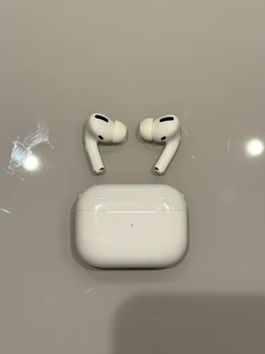 Apple Airpods Pro - original e em ótimo estado
