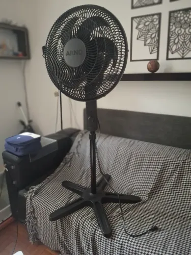 Ventilador Arno coluna