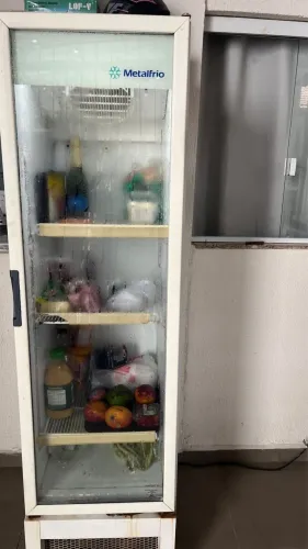 Geladeira expositor porta de vidro