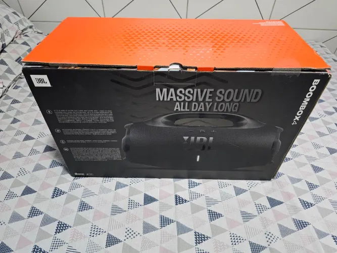JBL Boombox 4 - Nova Lacrada - 1 ano de garantia
