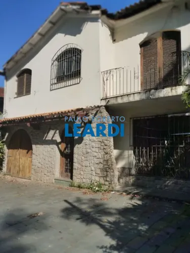CASA ASSOBRADADA - SUMARÉ (R.M.) - SP