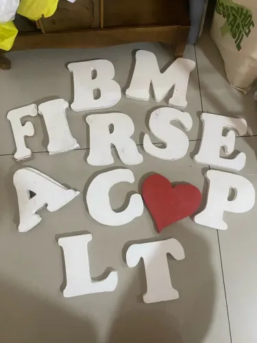 Letras em MDF