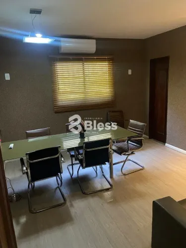 SALAS COMERCIAIS PARA LOCAÇÃO - PETRÓPOLIS na Rua Trairi