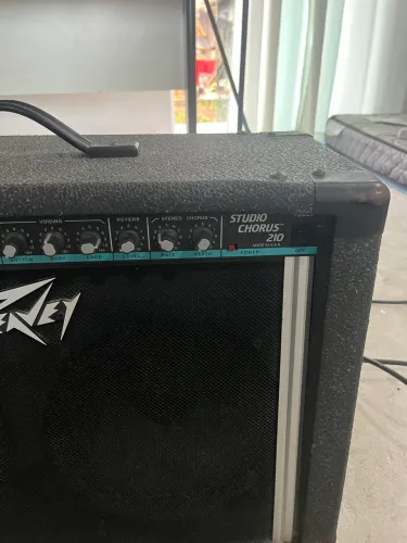 Amplificador de guitarra 