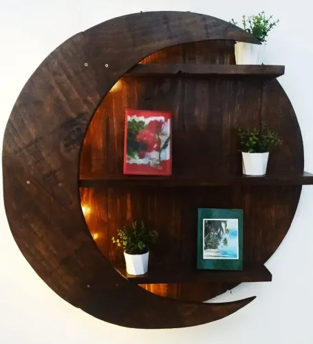 Suporte rústico decorativo formato LUA com LED