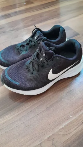 Tenis esportivo Nike Evollution