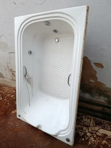 BANHEIRA DE HIDRO MASSAGEM ZERADA 