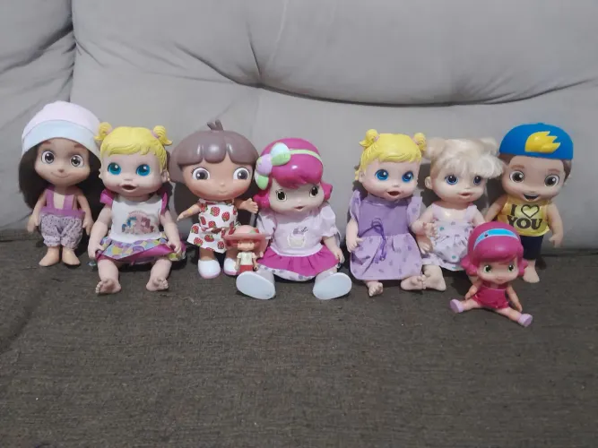 Lote com 9 bonecas lindas