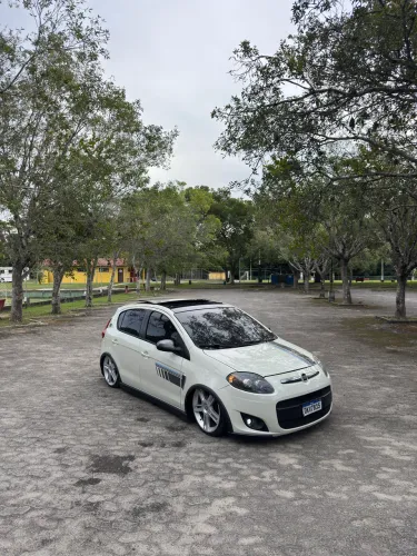 Fiat Palio Sporting 1.6 Flex 16V 5P 2016