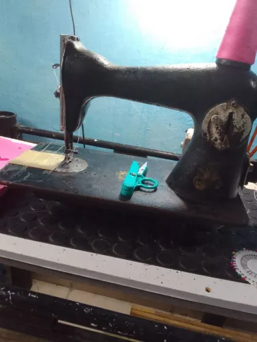 Maquina de costura 