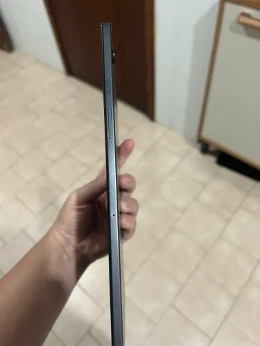 Tablet: Samsung galaxy TAB A8