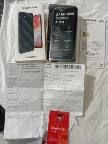 Samsung Galáxia A04e com nota fiscal caixa e com chavinha preço negociável