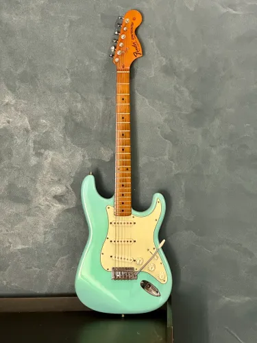 Guitarra Fender / Squier Stratocaster 