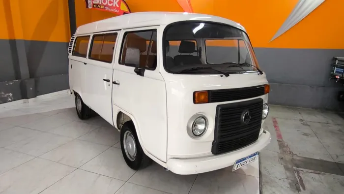 Volkswagen Kombi Standard 1.4 MI Total Flex 8V 2010