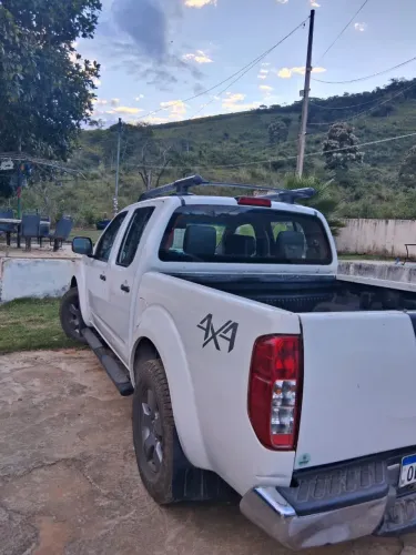 Nissan Frontier SE Attack CD 4X2 2.5 TB Diesel 2013