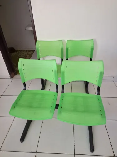 Cadeiras espera