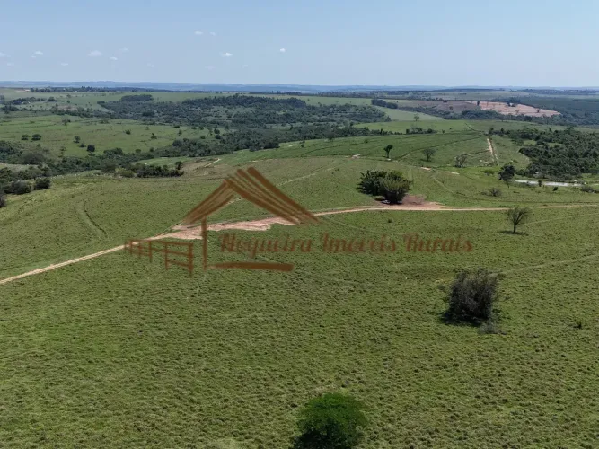 Fazenda com 215 alqueires na região de Bauru-SP