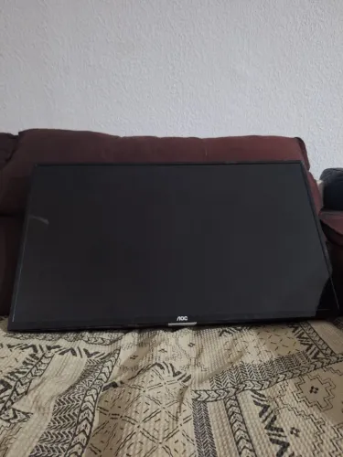 Smart TV Aoc 32" (Defeito na tela)
