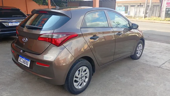 Hyundai HB20 Unique 1.0 Flex 12V Mec. 2019