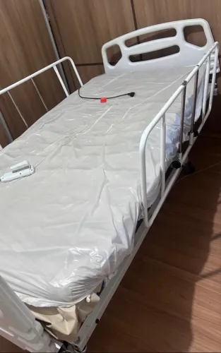 Cama hospitalar