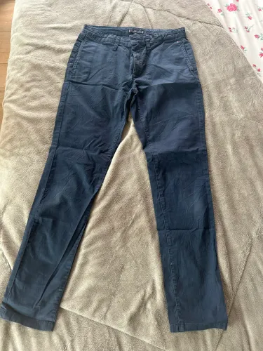 Calça da Tommy  Hilfiger original, azul marinho. 