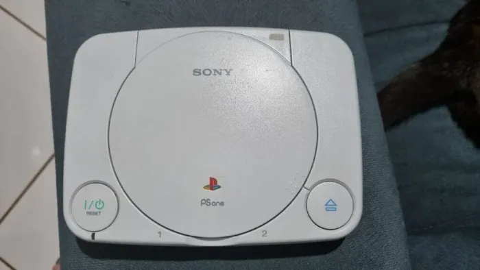 playstation 1 slim - usado