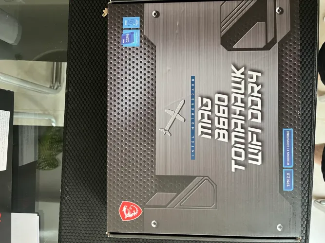 MSI MAG B660 TomaHawk DDR4 Wifi 