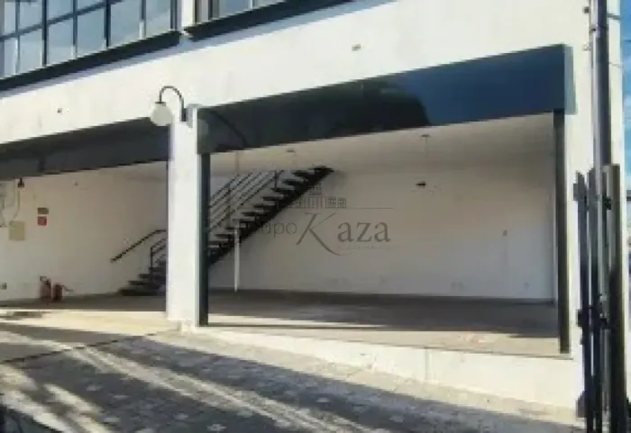 Sala Comercial - Jacareí - Centro - Vila São Gabriel - 132m².