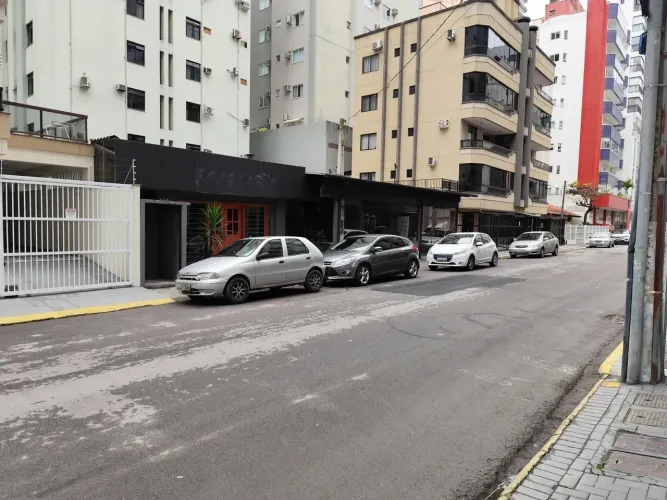 Imóvel Comercial Itapema Rua 282