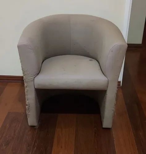 Poltrona Compacta. Ideal para pequenos espaços.  