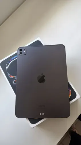 iPad Pro 11? M4 256GB | 99% de bateria | Excelente estado