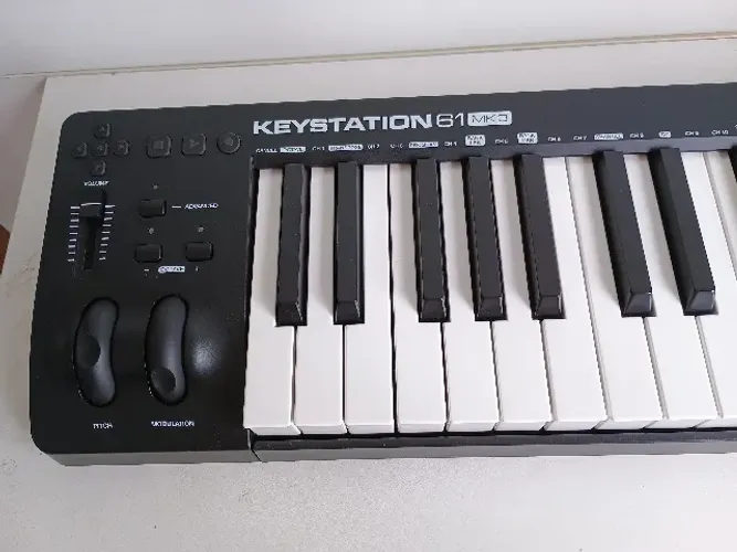 Teclado Controlador Midi M-audio Keystation 61 Mk3