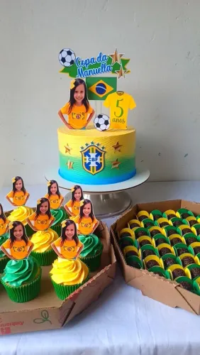Bolos de festa personalizado e decorados