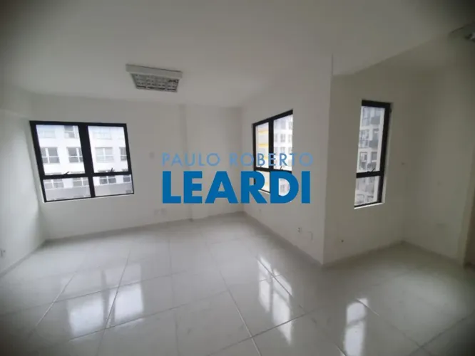 COMERCIAL - TRINDADE - SC