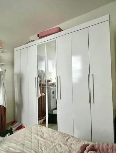 Guarda Roupa 8 Portas
